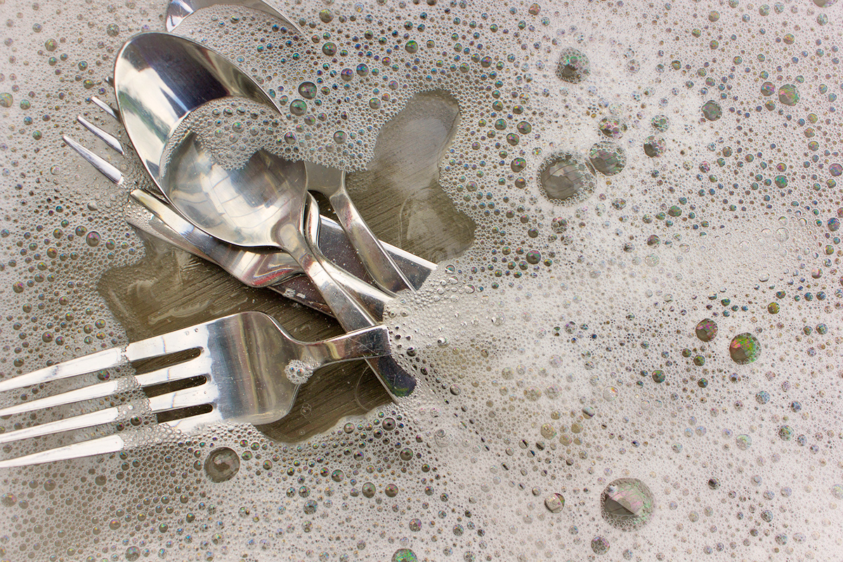 The Hosting Hack That Keeps Your Kitchen Sink Clear