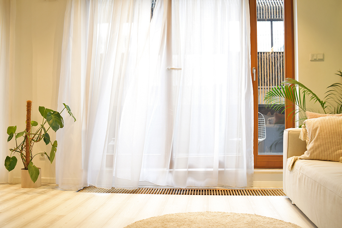 Floor ventilation in modern home