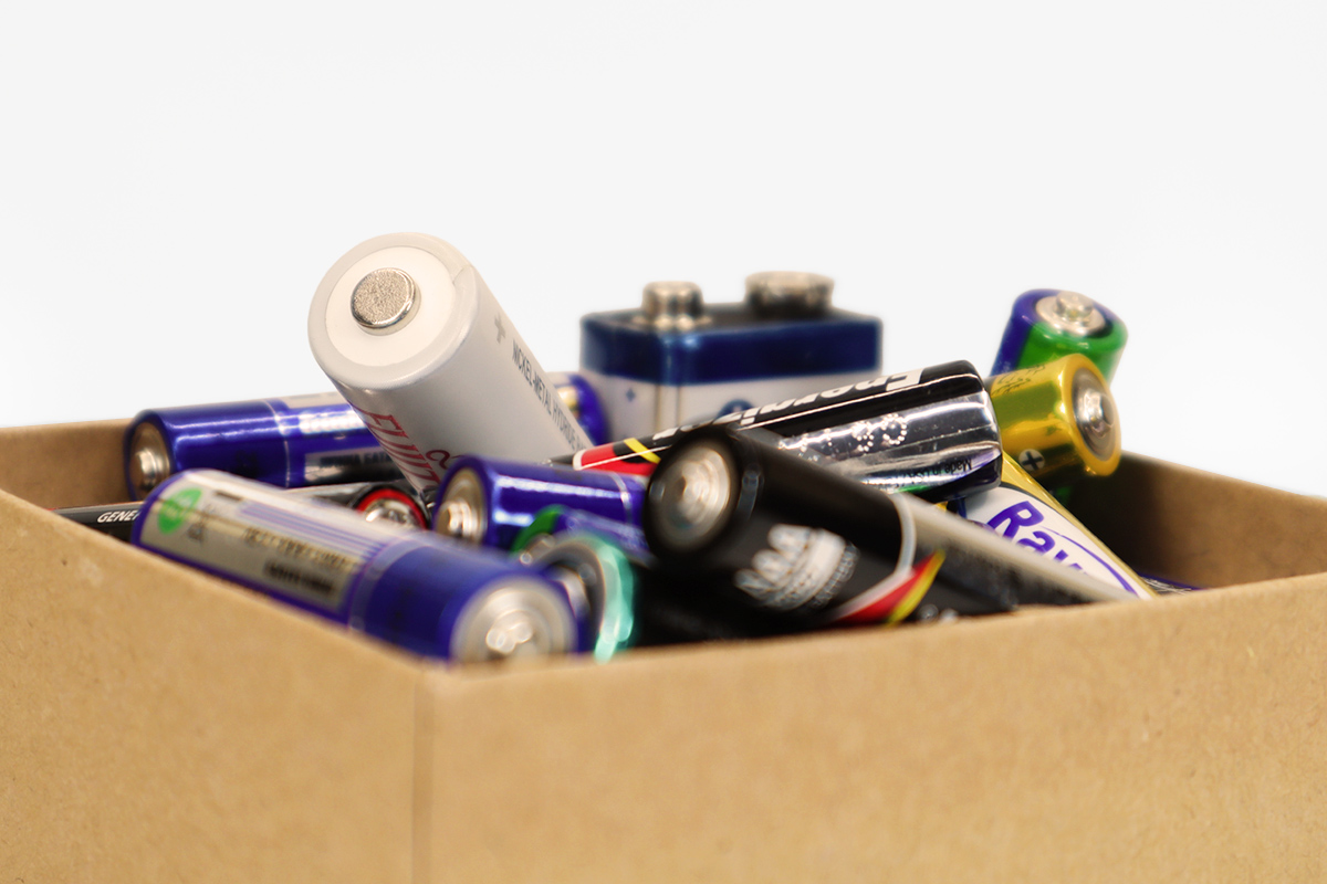 Want To Know If a Battery’s Dead? Do This