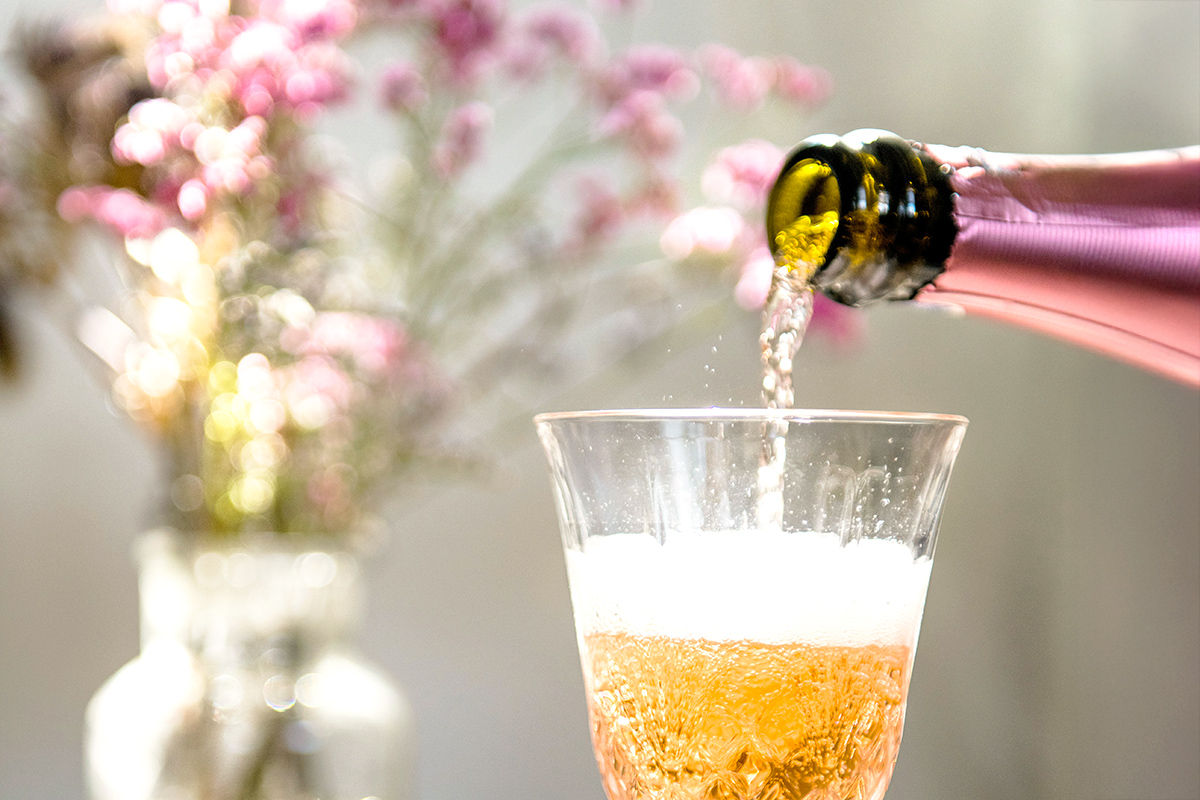 The Secret to Keeping Sparkling Wine Bubbly for Days