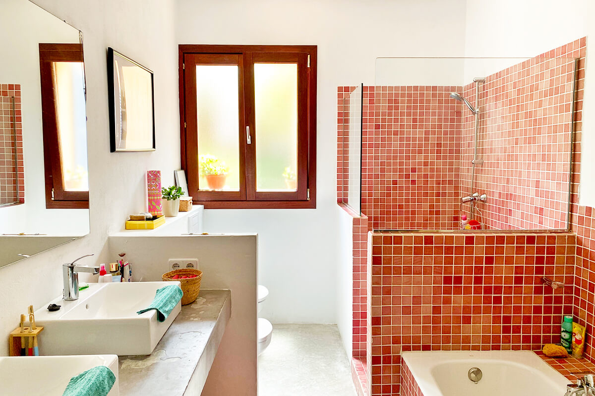 How To Double Your Bathroom Storage