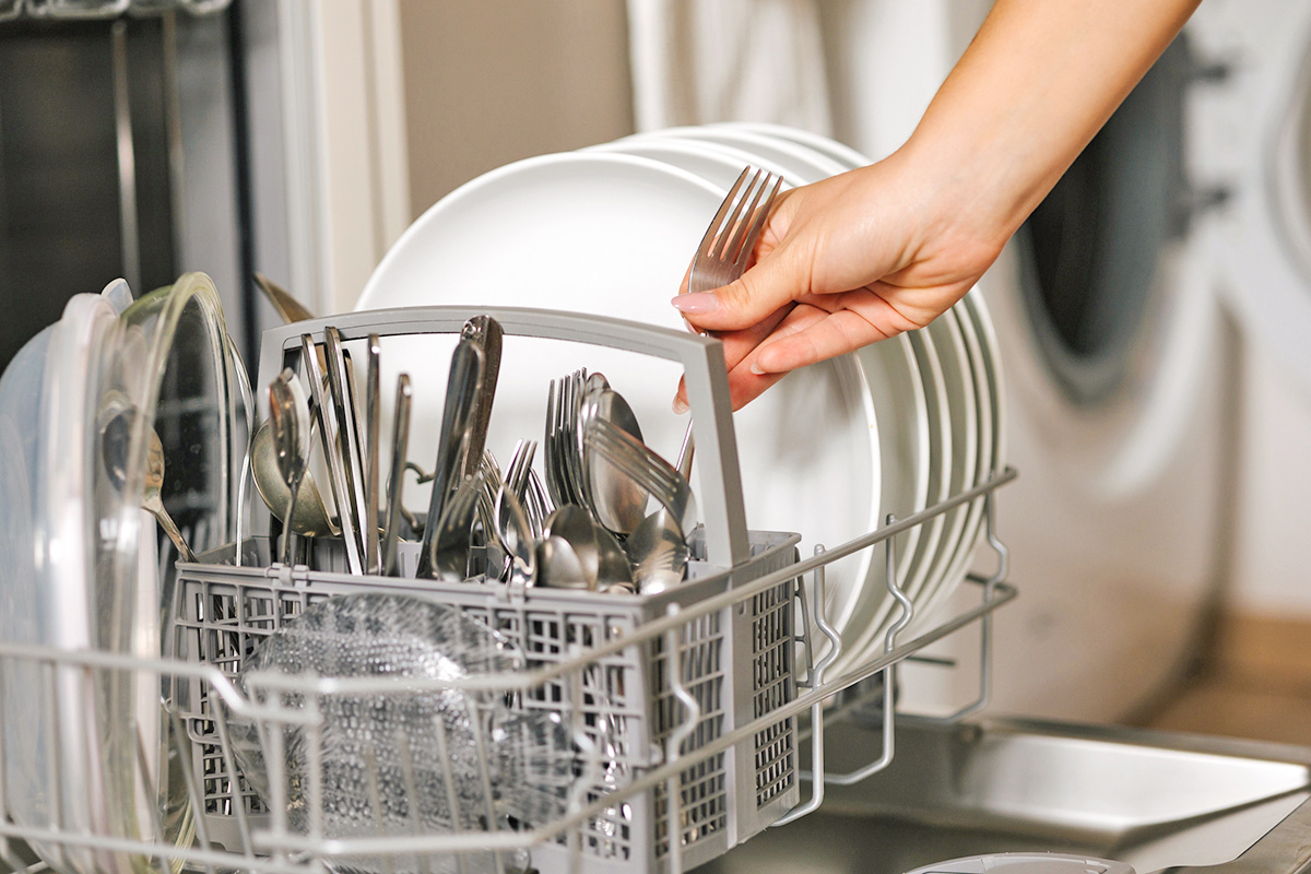 You’re Loading Silverware the Wrong Way